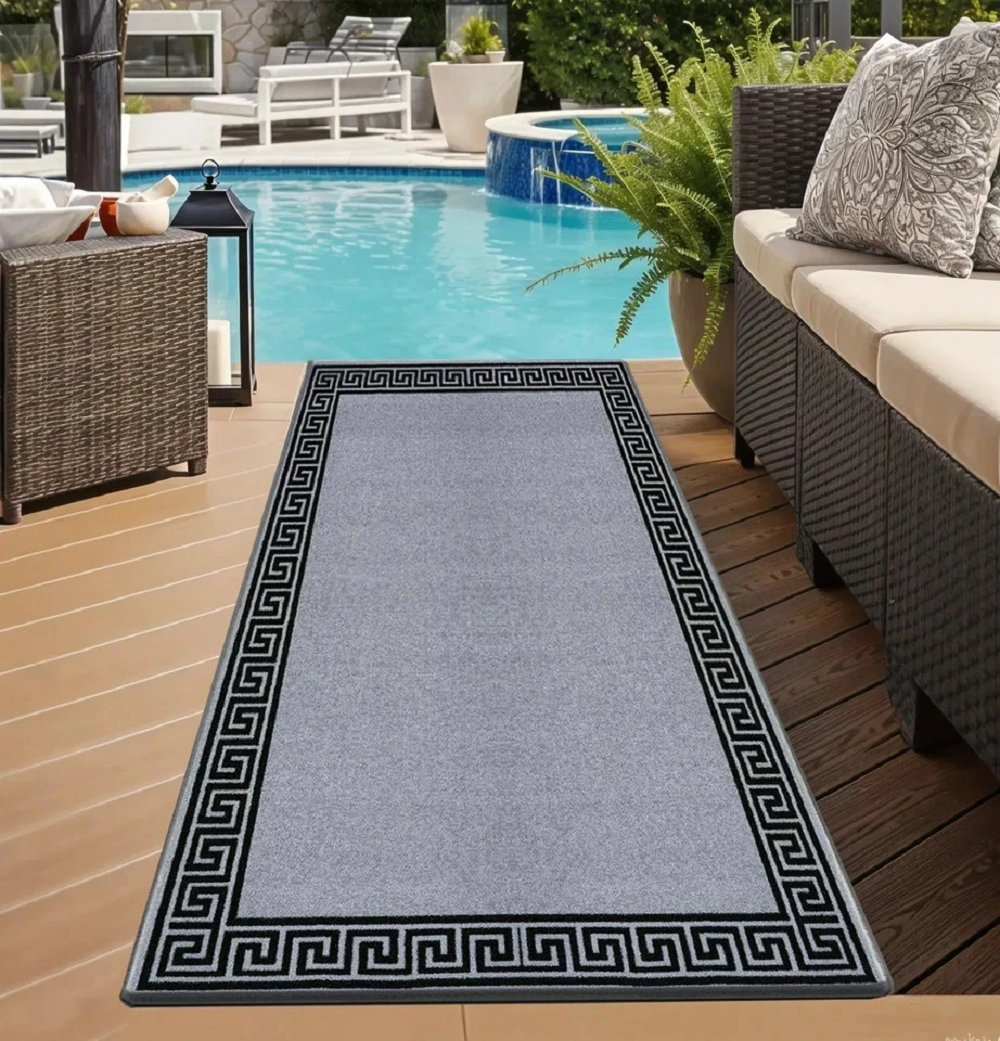 Geometric Indoor / Outdoor Area Rug