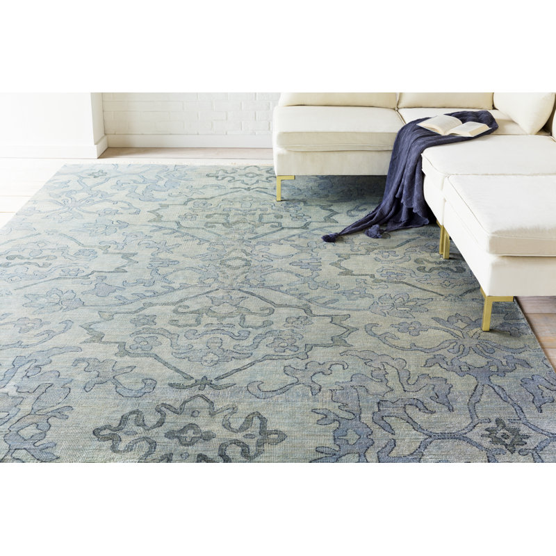 Hillcrest Hand Knotted Wool Damask Area Rug, Rectangle 3'6" x 5'6"