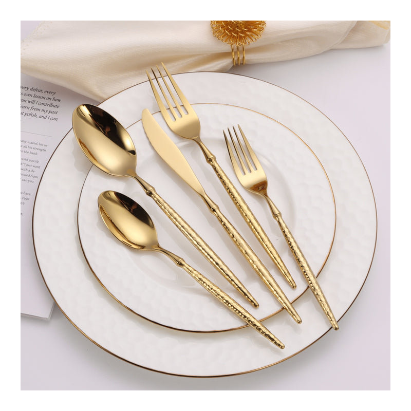 20 Pc Flatware Set with Hammered Handles, Silver
