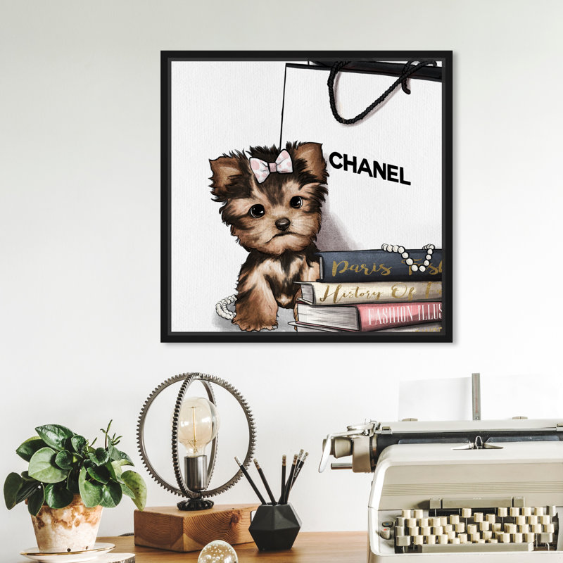 «Fashion Book Yorkie Glam Custom», impression, H 24 po x l 24 po, Cadre noir