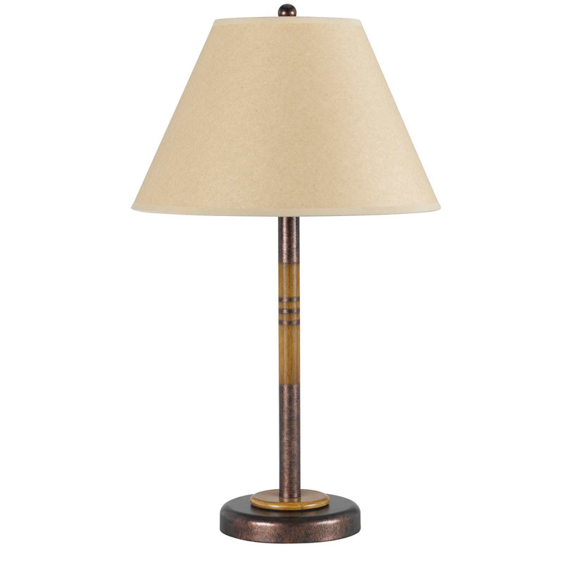 Lampe de table en métal