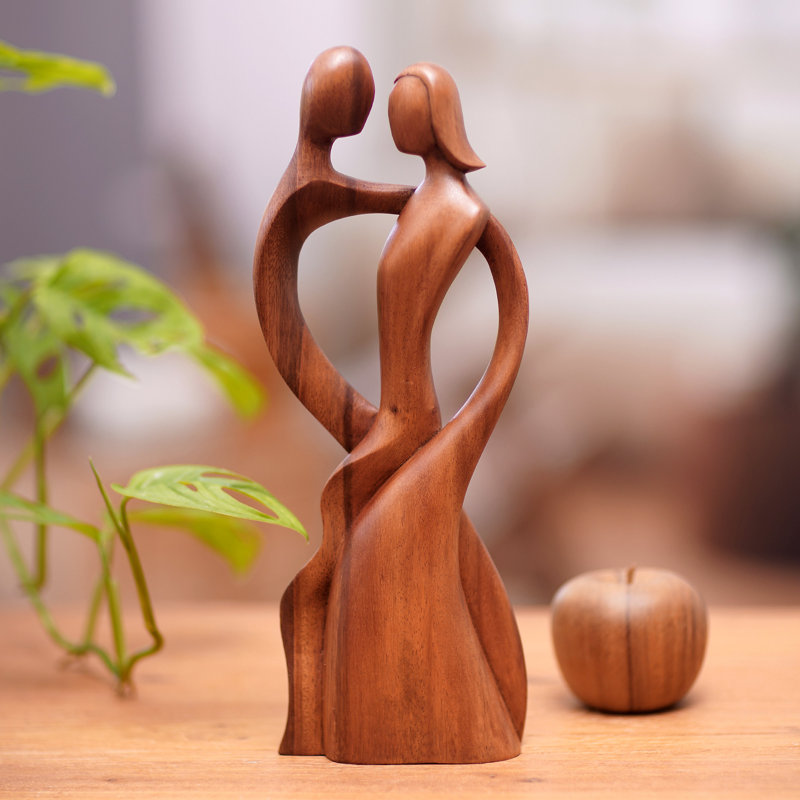 Cicilia Figurines & Sculptures