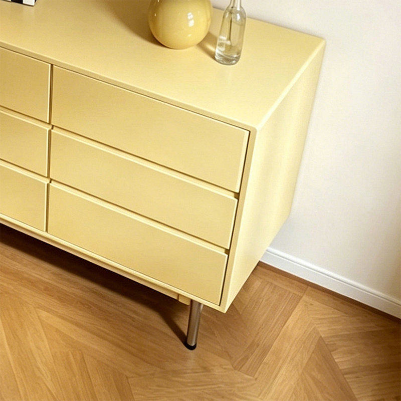 Armoire de salle à manger laquée de couleur crème, Yellow