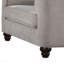 Chaise en velours brun clair avec coussin