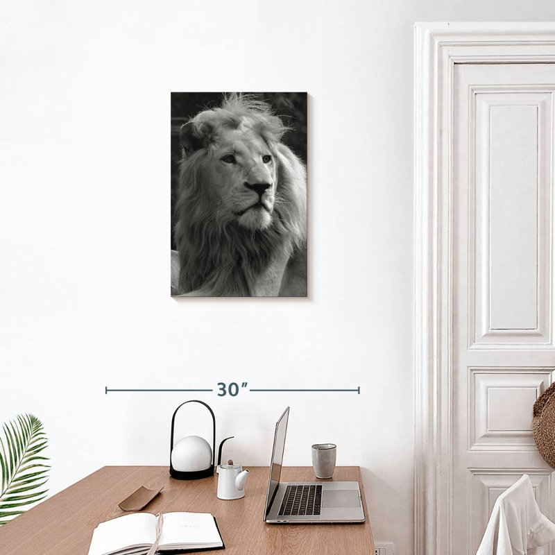 Brampt Monochromatic Lion, 24" H x 16" W