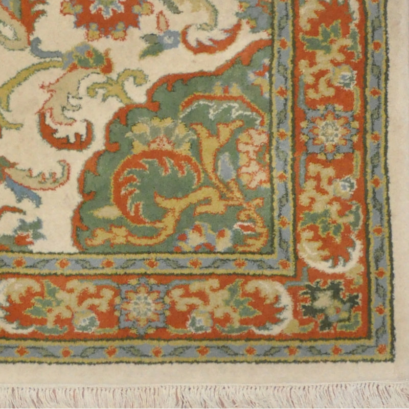 Deraz Wool Oriental Indoor Rug
