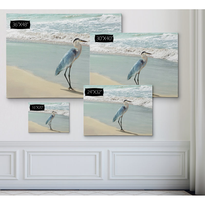 « beach set héron », reproduction de photo sur toile tendue, H 36 po x l 48 po x p 1,5 po, Toile tendue