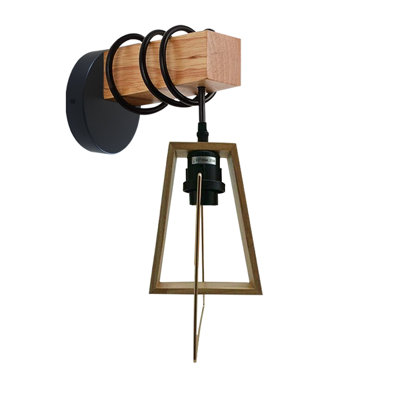 Jasleen Armed Sconce