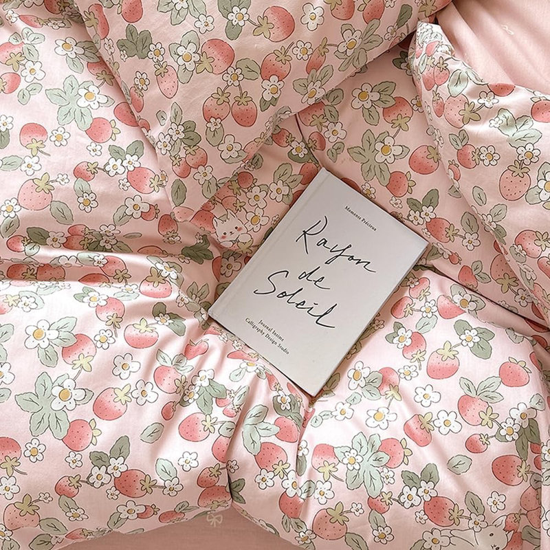 Housse de couette réversible 100% coton, fraises roses, plantes vertes, motif de lapin
