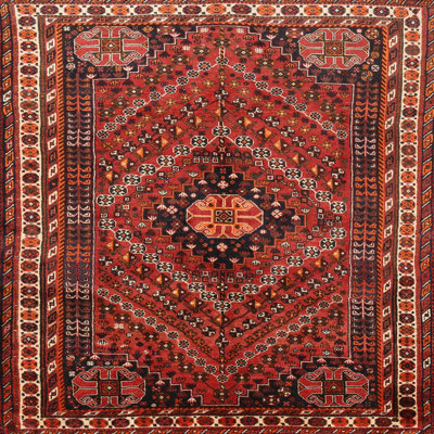 Tapis traditionnel rouge / beige / noir