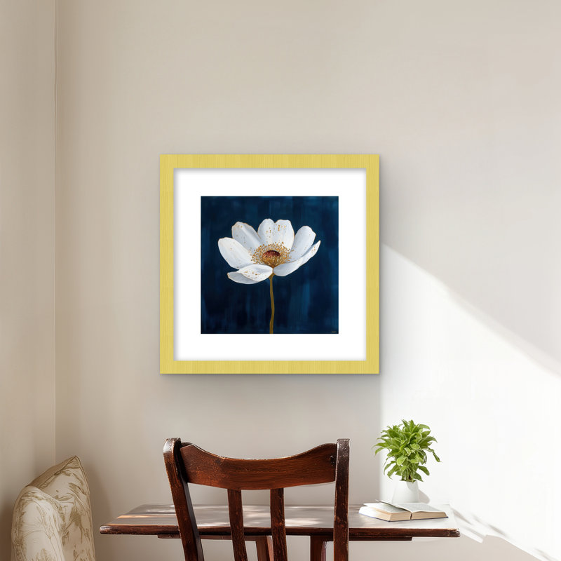 Fleur blanche sur fond bleu - imprimé floral mat bleu encadré