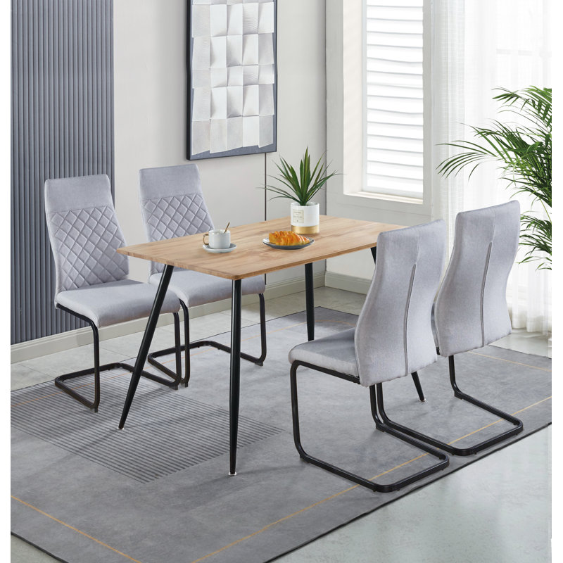 Mose 4 - Person Dining Set