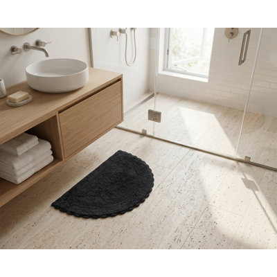 Tapis de bain demi-cercle en dentelle crochetée