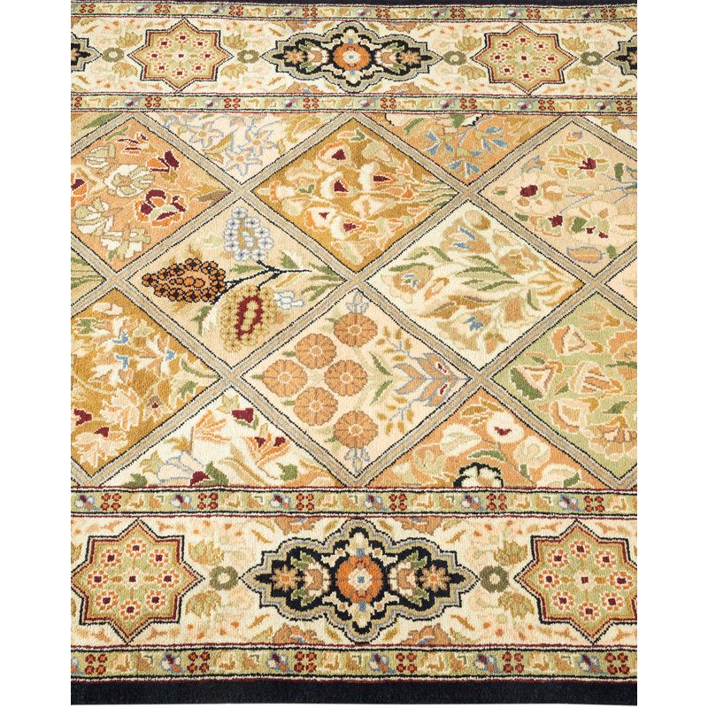 Classic One-of-a-Kind 2'8" x 4'2" Hand Knotted Area Rug