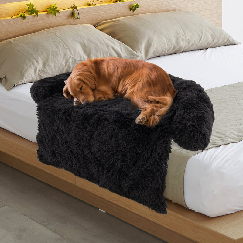 Arrigo Carpet Pet Bed, Black, 18cm H x 120cm W x 115cm D
