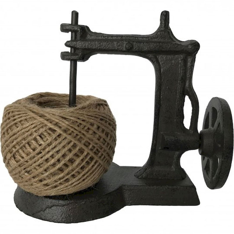 Groversen Figurines & Sculptures