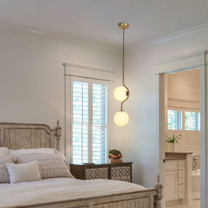 Luminaire suspendu sphère 2 lumières en forme de lustre doré