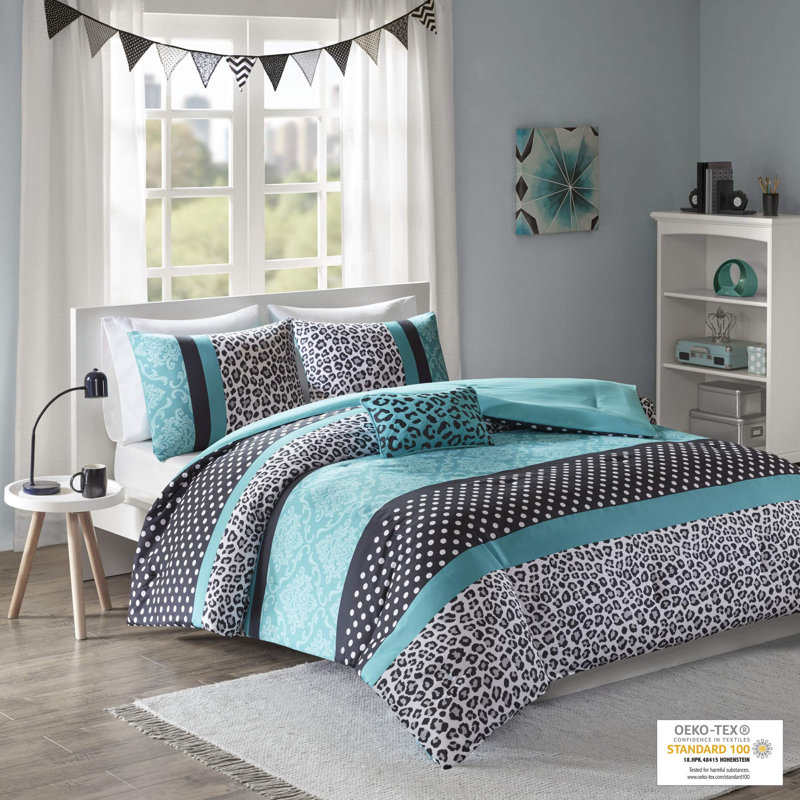 Bilel Comforter Set