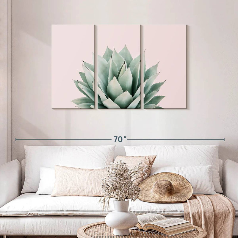 Harnek Blush Agave, 28" H x 45" W