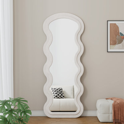 Miroir pleine longueur rose avec pieds de soutien