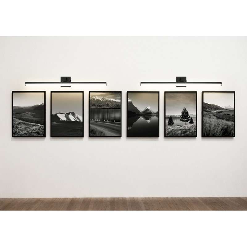 Brendyn Dimmable LED Bath Bar, Matte Black