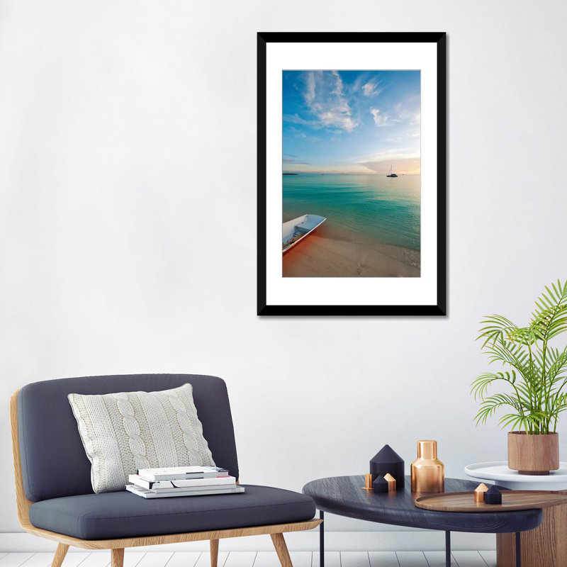 «Dinghy Boat on Beach at Sunset, Great Exuma Island, Bahamas», reproduction de photo sur toile, H 24 po x l 16 po x P 1 po