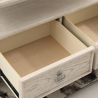 American-style vintage storage coffee table