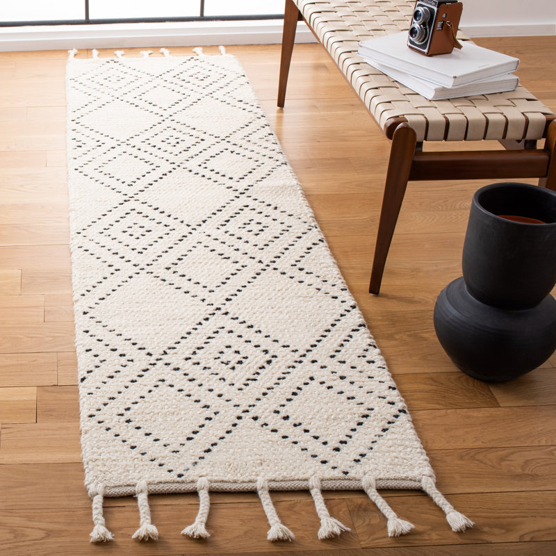 Mehaffey Hand Loomed Wool/Cotton Geometric Rug in Ivory/Black, Runner 2'3" x 8'
