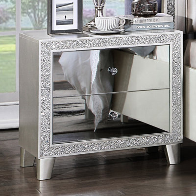 Table de chevet de chambre à coucher avec style, 2 tiroirs, façade en miroir, finition champagne, matériau en bois, l 26 po x P 17 po H 26 po, assemblage de base moderne avec rangement et composite, installation rapide