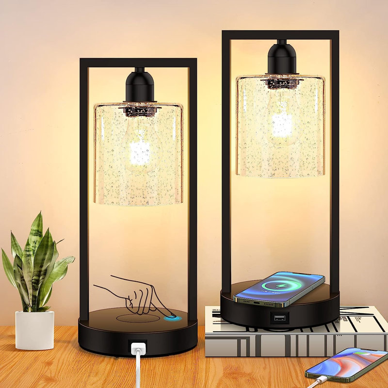 Wulfe Metal USB Table Lamp, Clear, Black
