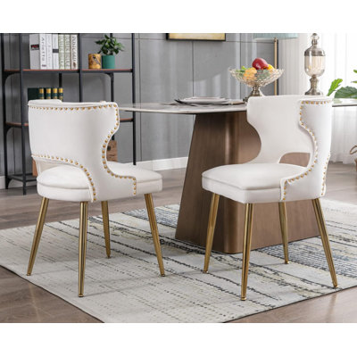 Ensemble de 2 chaises de salle à manger en velours avec pieds en métal doré et décoration cloutée