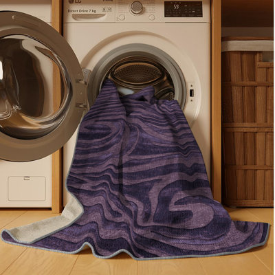 Tapis mauve lavable à la machine