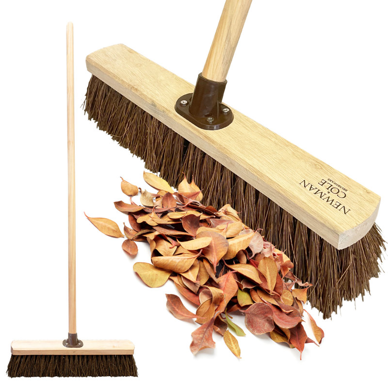 18" Natural Bassine Outdoor Heavy Duty Stiff Broom with Wooden Handle