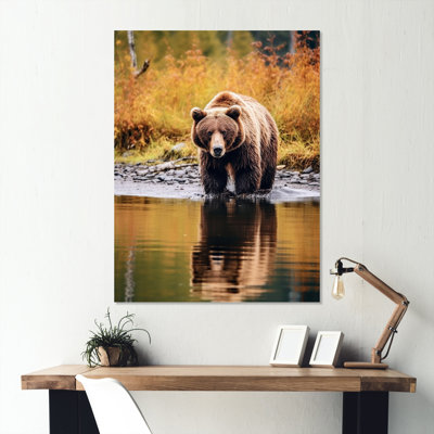 «Grizzly Bear in Alaska Scenery III» - Décoration murale en métal