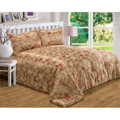 Anastasia Abbigail Bedspread