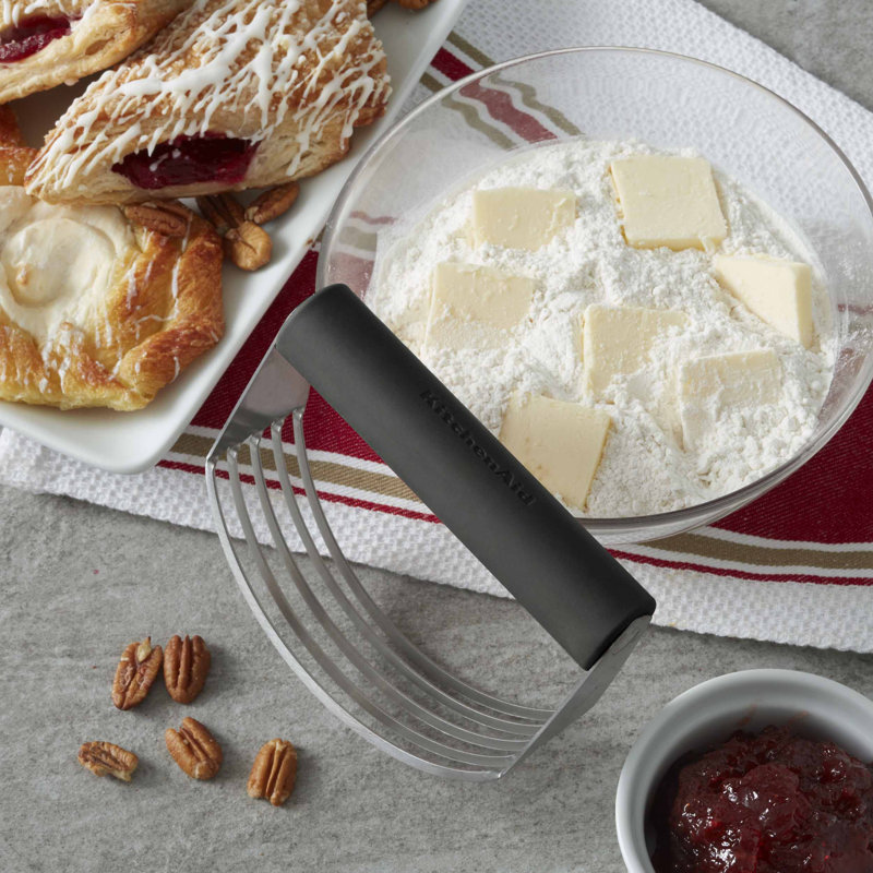 KitchenAid® Gourmet Pastry Blender