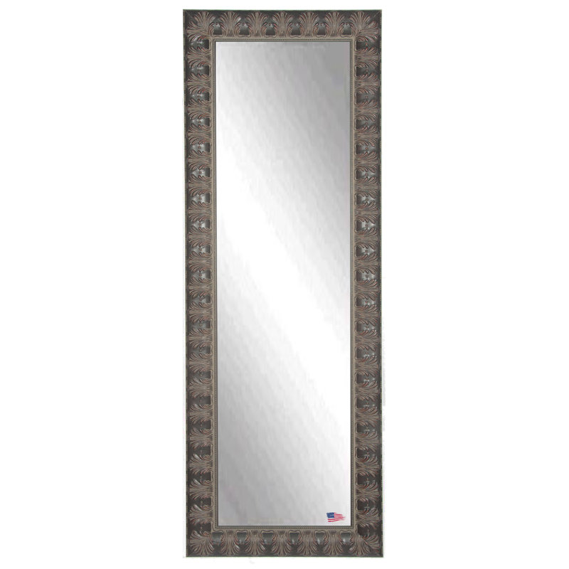 Miroir traditionnel pleine longueur, H 28 po x l 33 po