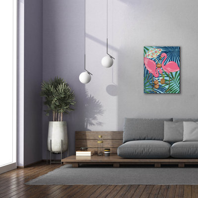 Art mural sur toile Epic Graffiti «Flamingo Happy Hour 1» par Yvette St. Amant