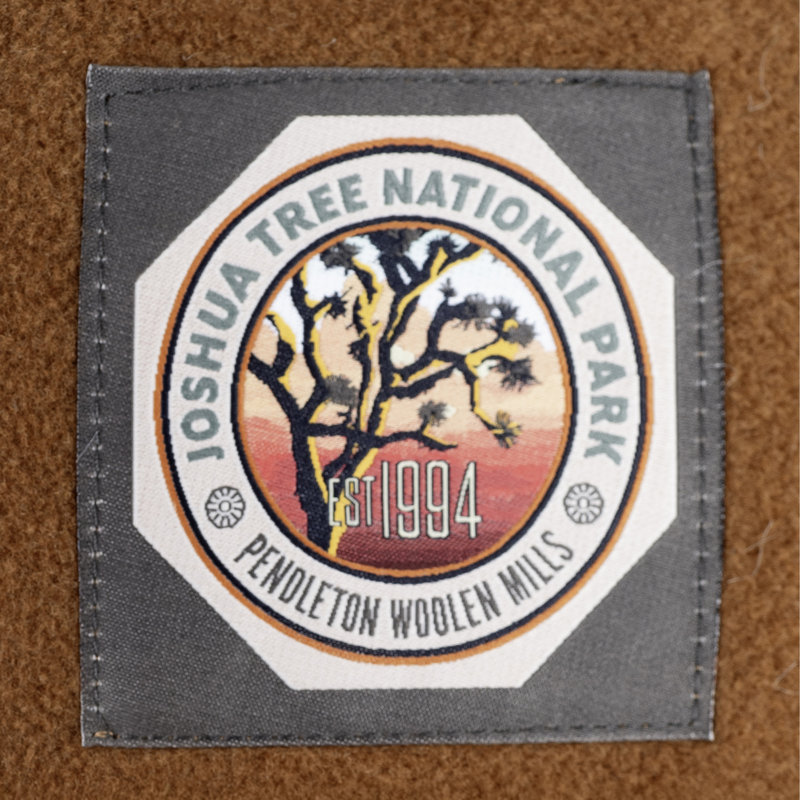 Pendleton National Park Pet Napper, Small (28" W x 20" D x 4" H), Joshua Tree