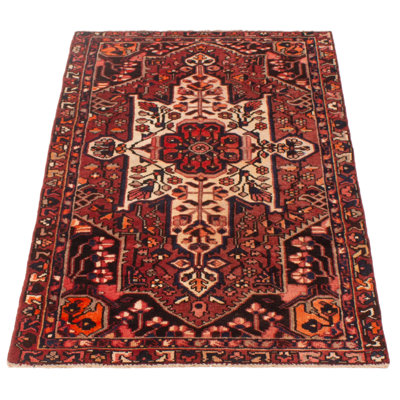 Tapis rectangulaire unique de 3 pi 9 po x 6 pi 9 po Dshawn