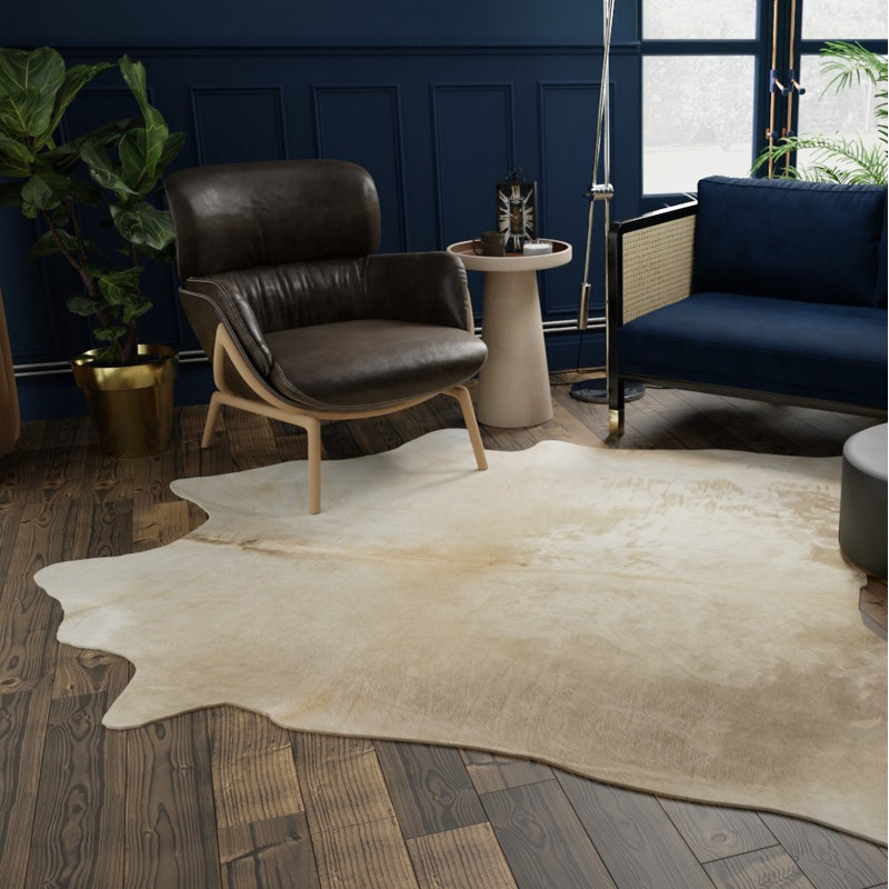 Charlize Cowhide Animal Print Indoor Rug, Novelty 6' x 8'