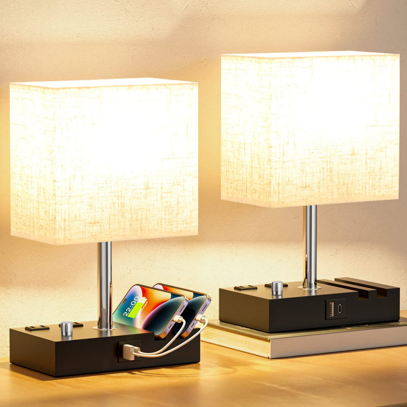 Lampe de table Simrit, H 13,39 po x l 4,49 po x P 7,72 po, Beige