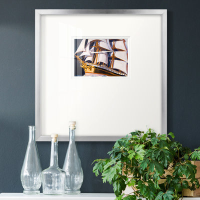 Golden Shippemium, reproduction encadrée