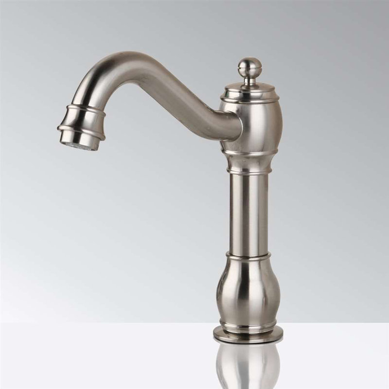 Robinet de salle de bain à large entraxe