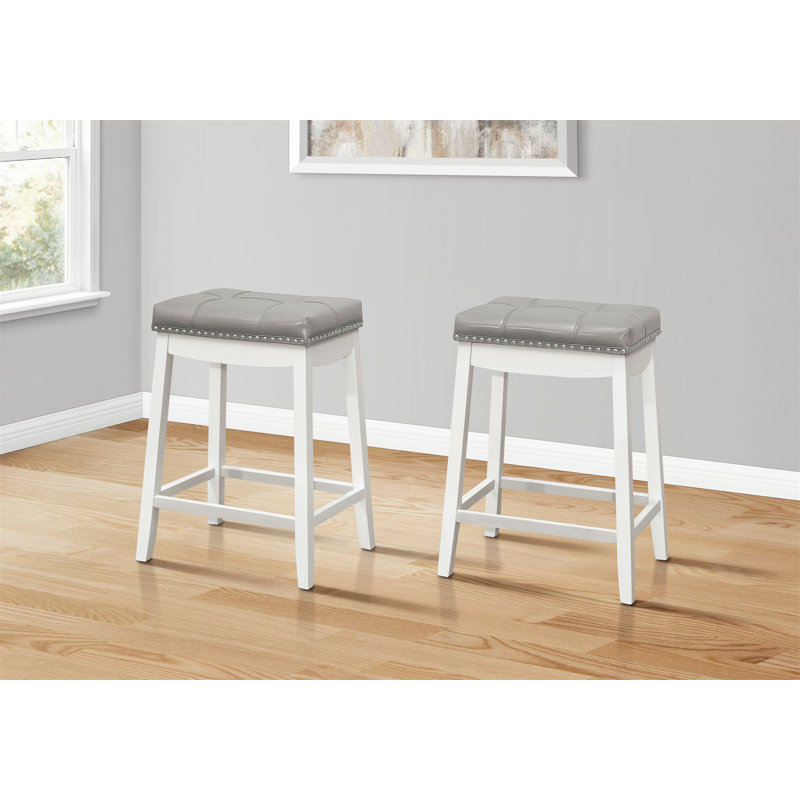 Ensemble de charmants tabourets de bar transitionnels pour la cuisine, améliorant le confort et le style