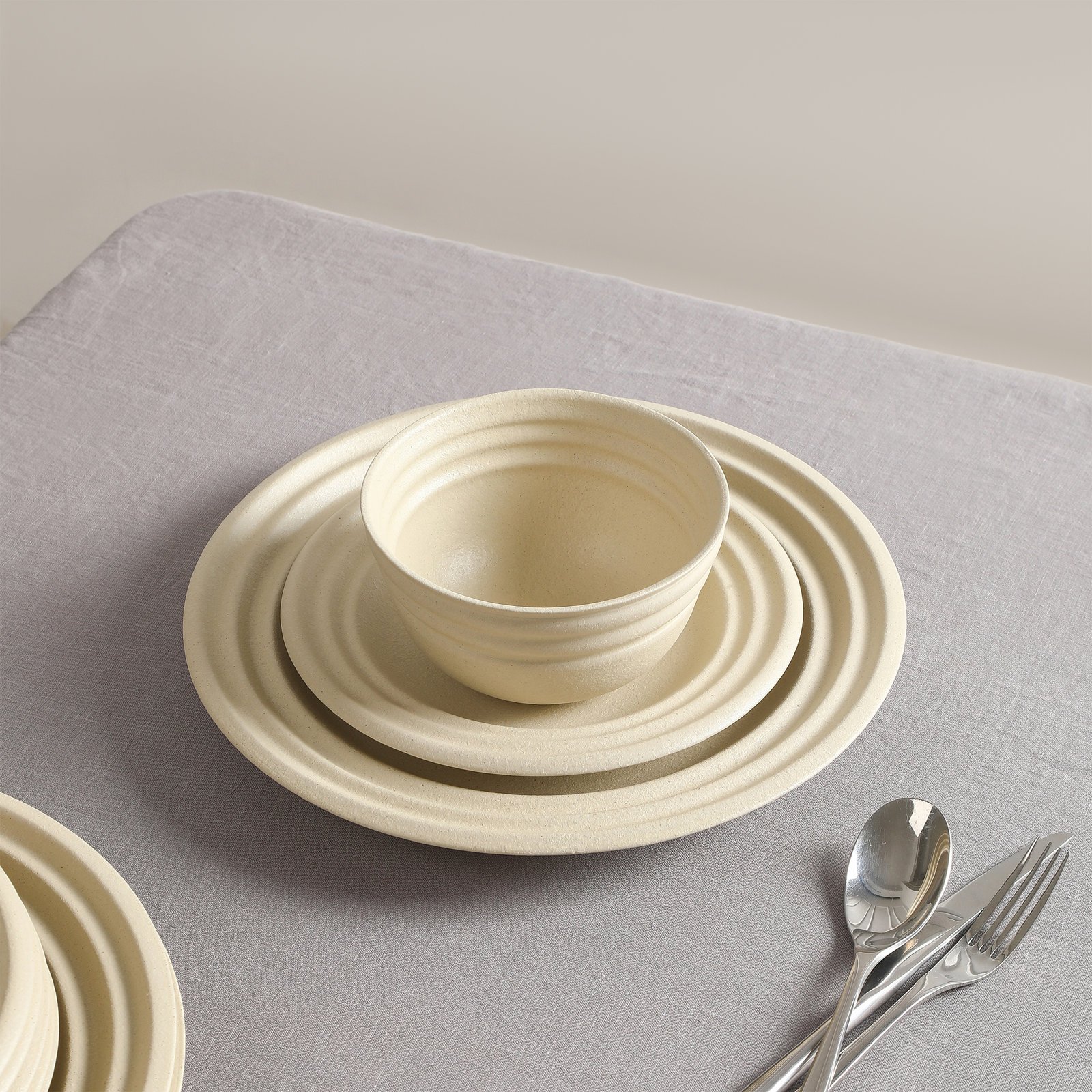 Abarne Stoneware Dinnerware Set
