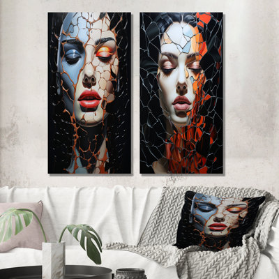 «Volcano Rocks On Woman Portrait I - Fashion Woman», ensemble de salon, art mural