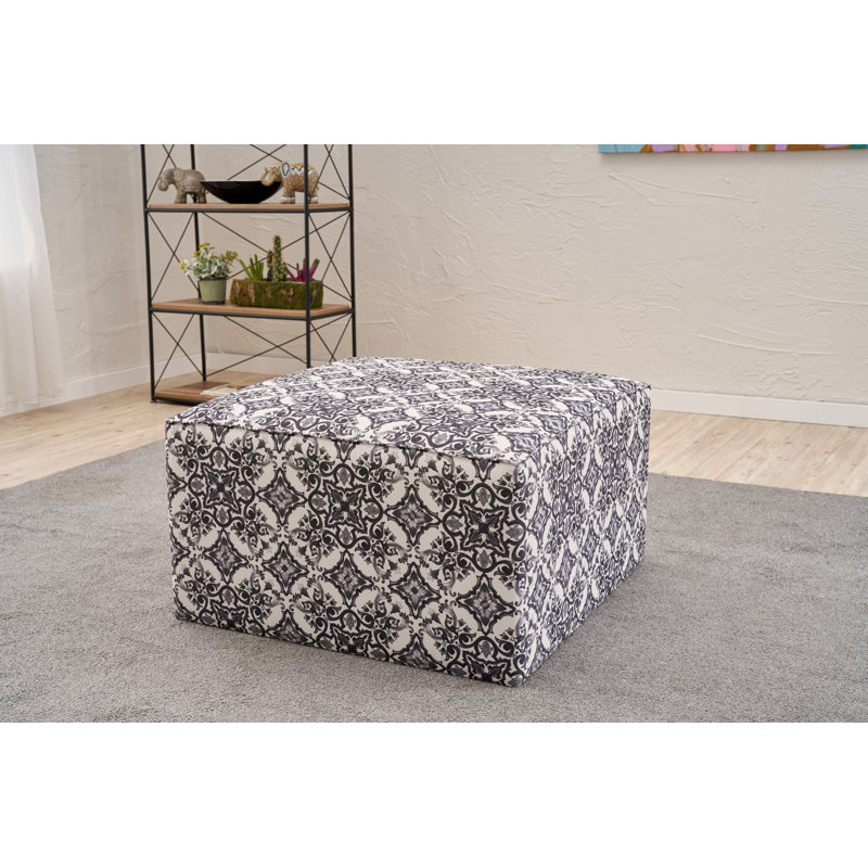 Pouf