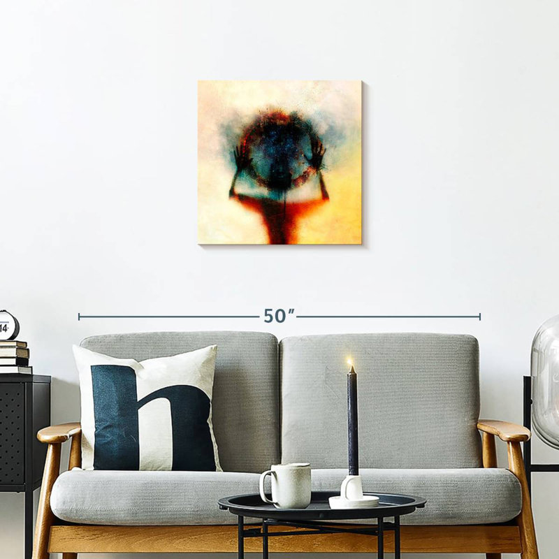 Kelan Closer, 20" H x 20" W