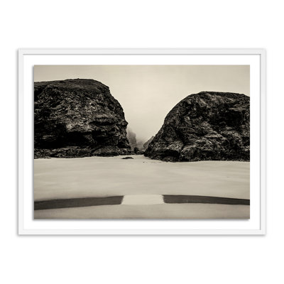 Bedruthan Steps Print by Guy Sargent